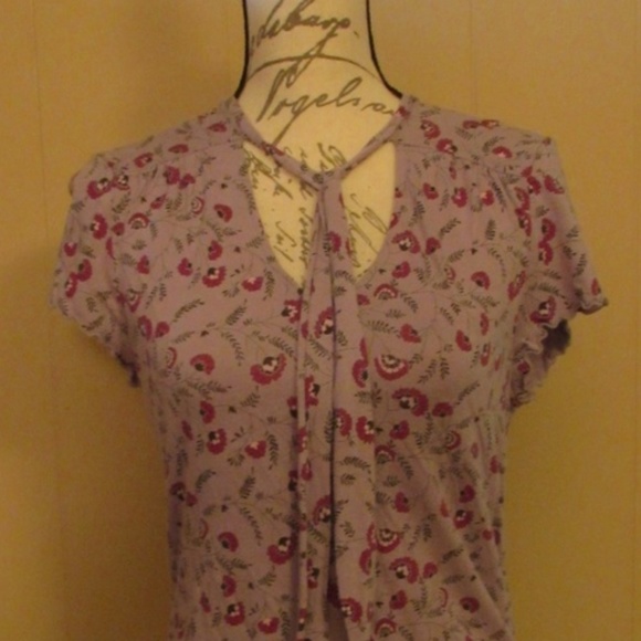 Old Navy Tops - Old Navy Perfect Fit floral blouse
